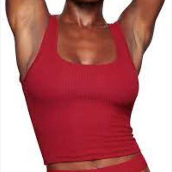 SOLD🏷️NWOT SKIMS Cotton Rib Tank - Cranberry XXS - Picture 1 of 1